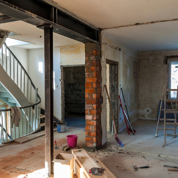 Rénovation maison Coussa – préparation + deux couches